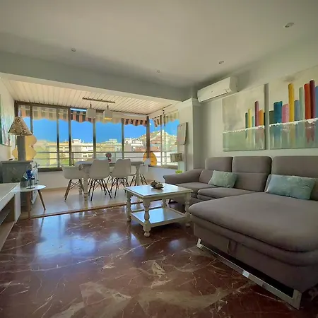 Downtown 13 By Homing Apartment